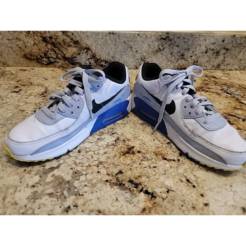 Nike Air Max 90 LTR Womens Size 7/Kids 5.5Y Blue Whisper Royal Pink DV3607-101